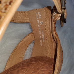 bare traps reatha woven sandals